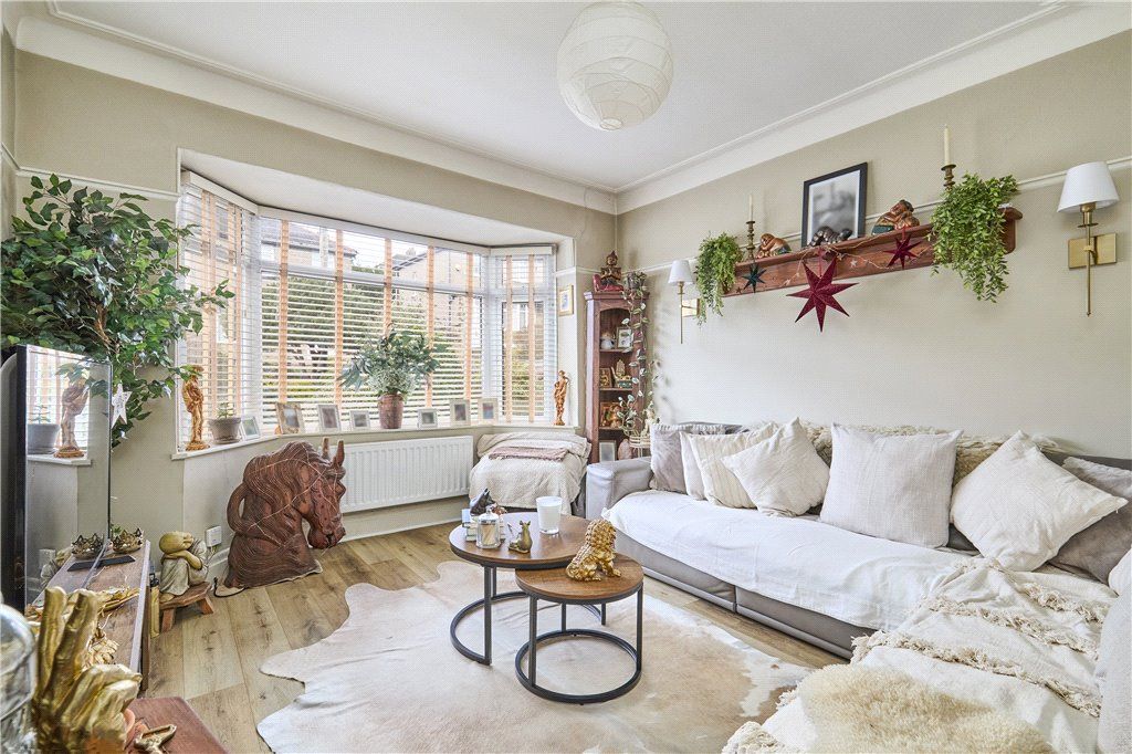 Property photo 2 of 15 Living Room