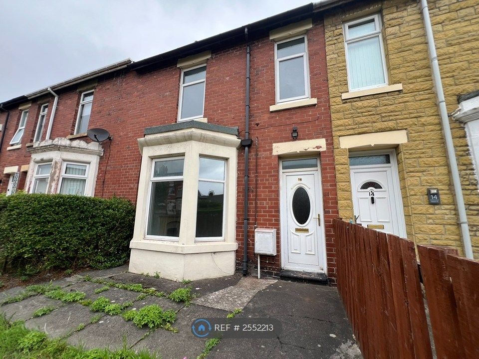 Property photo 2 of 14