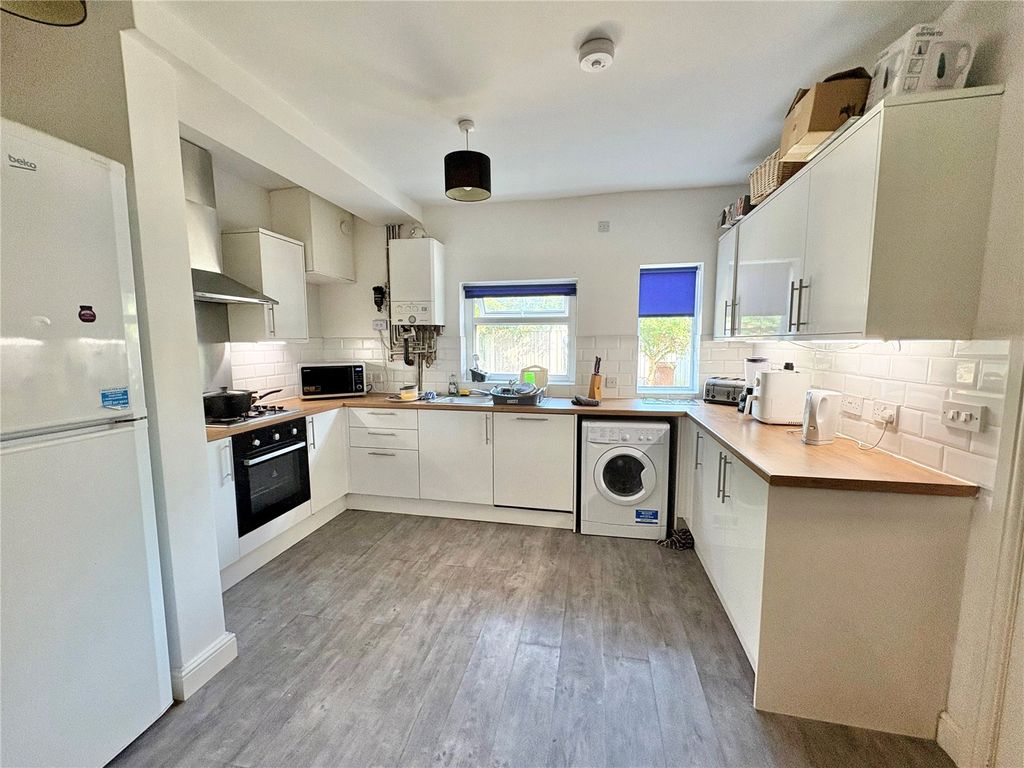 Property photo 2 of 7 Picture No. 06