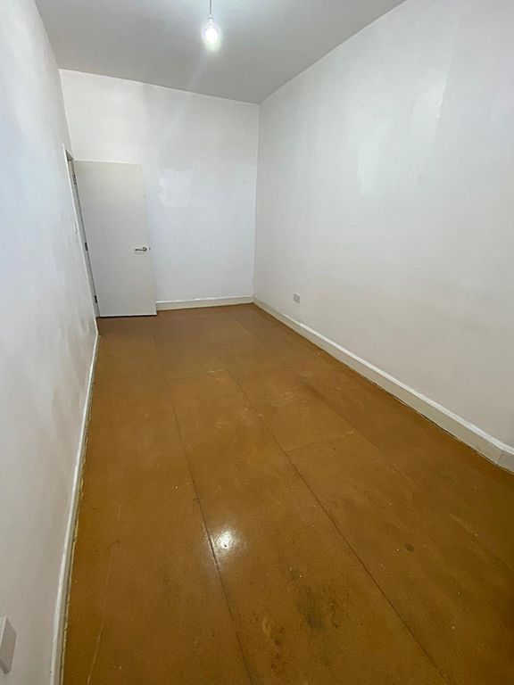 Additional image 8 of 2 bed flat to rentDock View Road, Barry CF63