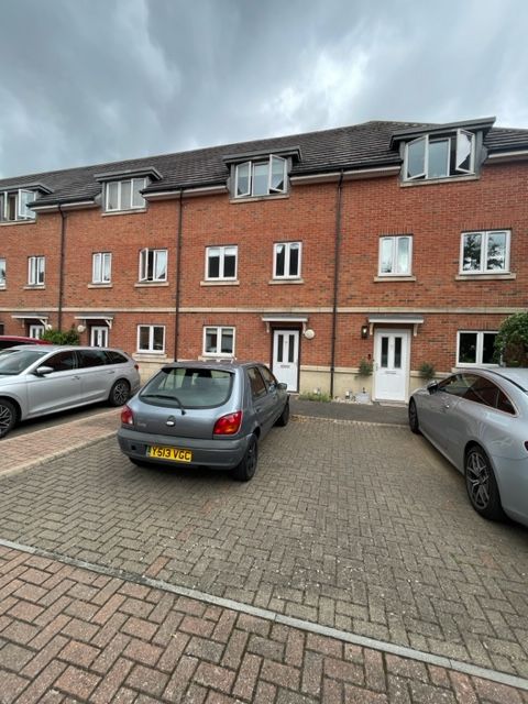 Property photo 1 of 1