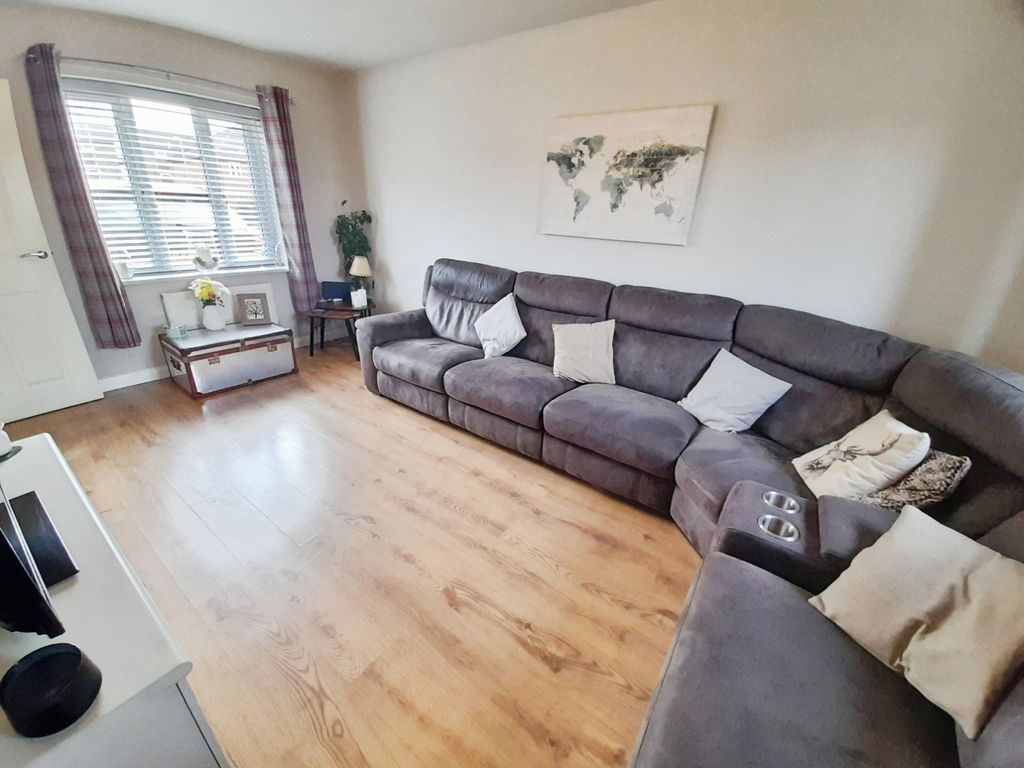 Property photo 2 of 13 Pbox-Img.Jpg