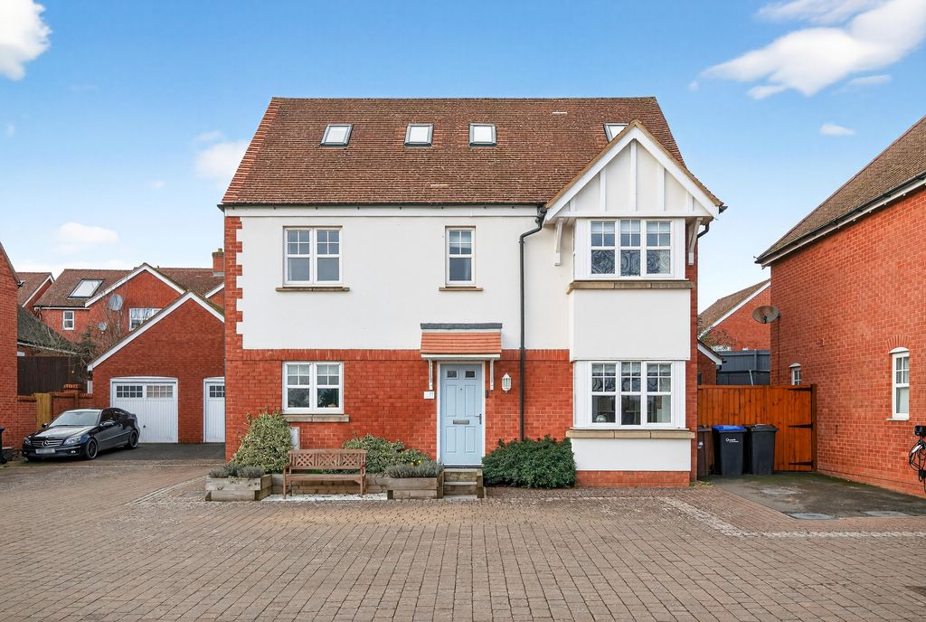 Property photo 1 of 20