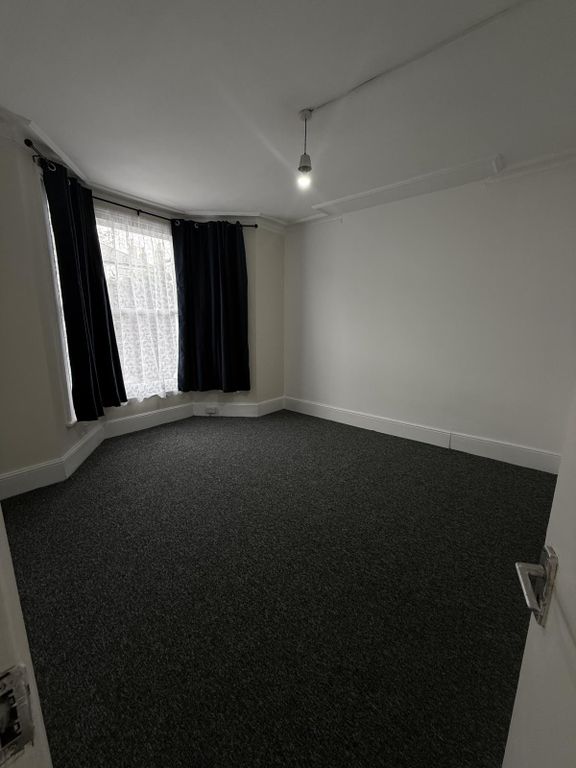 Property photo 3 of 8 Https://Cdn.Rmcloud.Online/Rmc-Temp-Live/Cameron/c54Ac90B0992B7A8c0Eb5854d4d9461E.Jpg