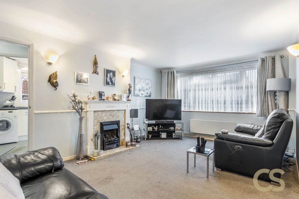 Property photo 2 of 20 4785414