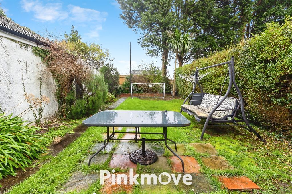 Property photo 2 of 22