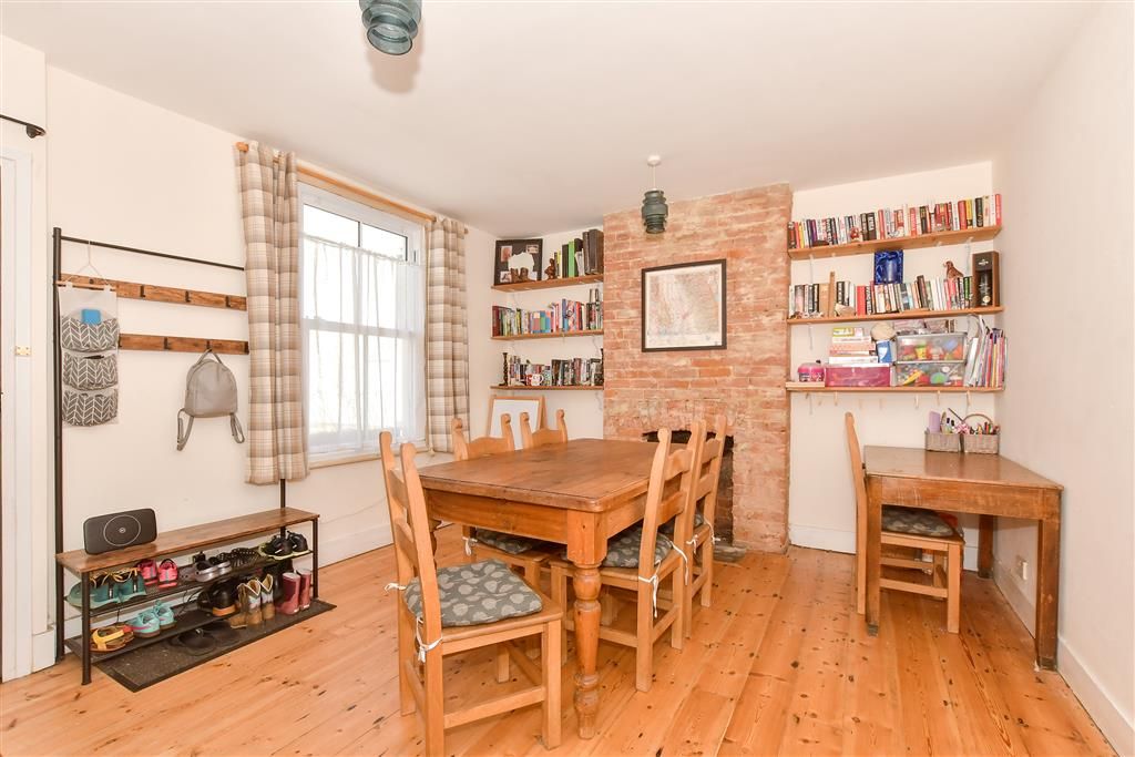Property photo 3 of 11 Dining Room