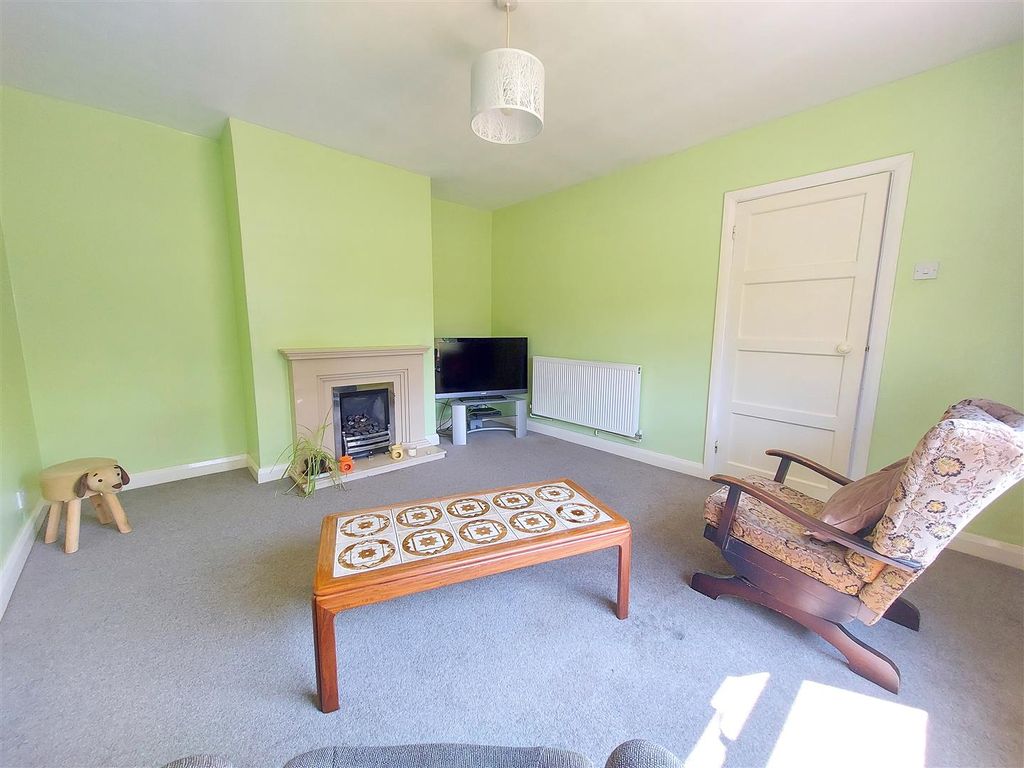 Property photo 3 of 16
