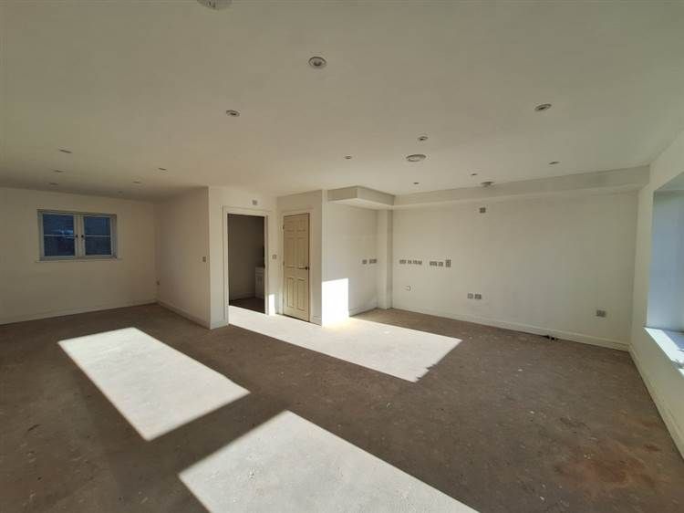 Property photo 2 of 3