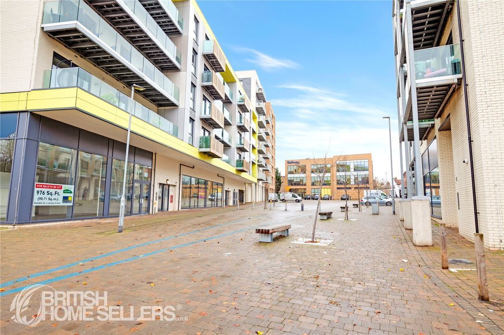 Property photo 2 of 15 Picture No. 11