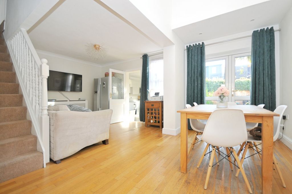 Property photo 2 of 20 Dsc_7177