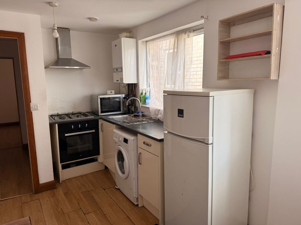 Property photo 2 of 7
