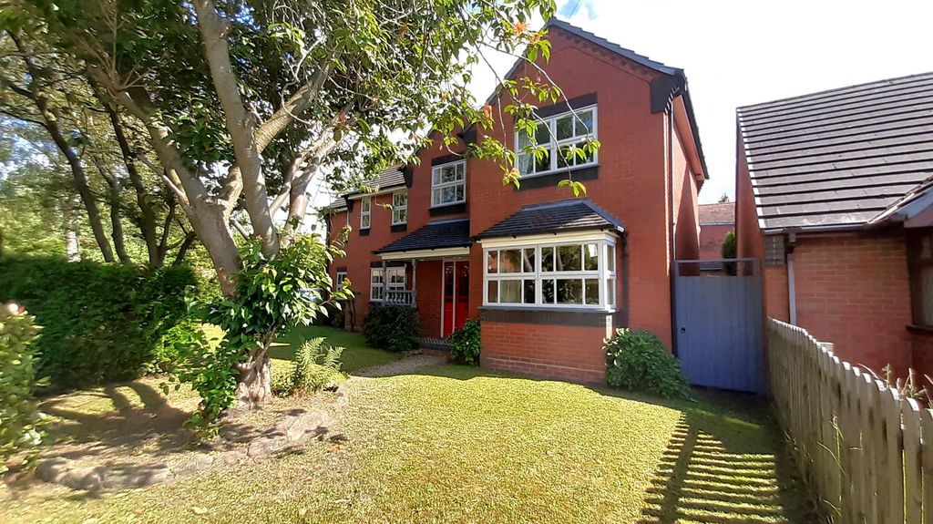 Property photo 1 of 35