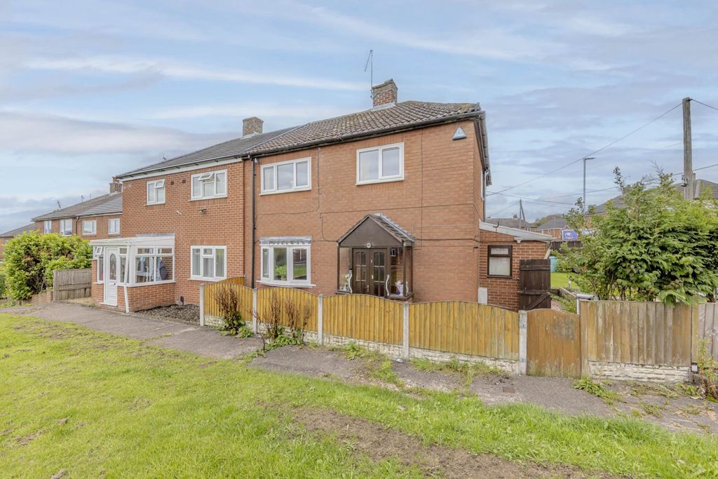 Property photo 1 of 26