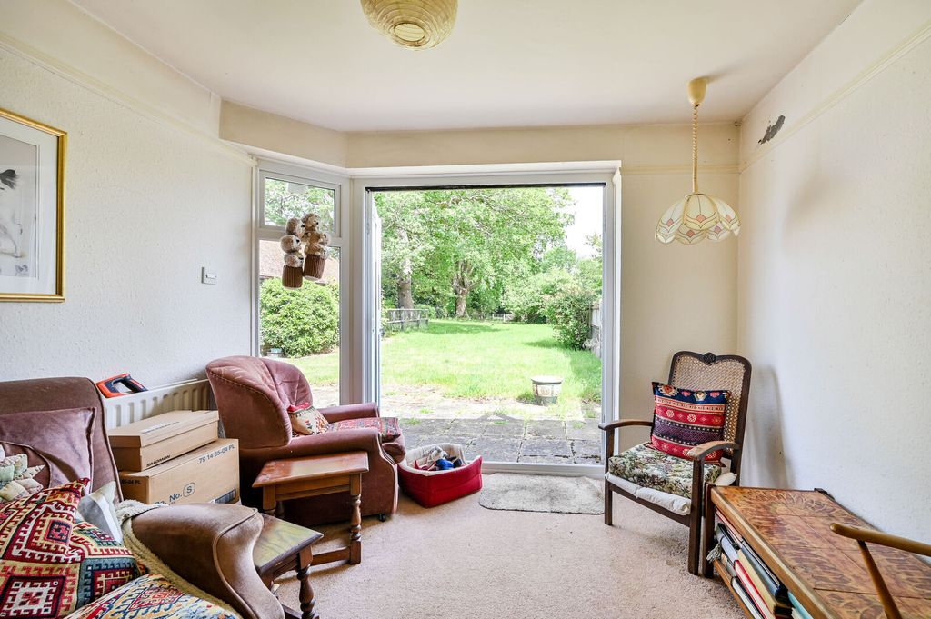Property photo 2 of 18