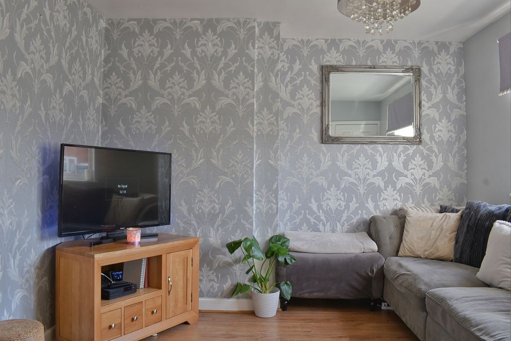 Property photo 2 of 10 Photo 6