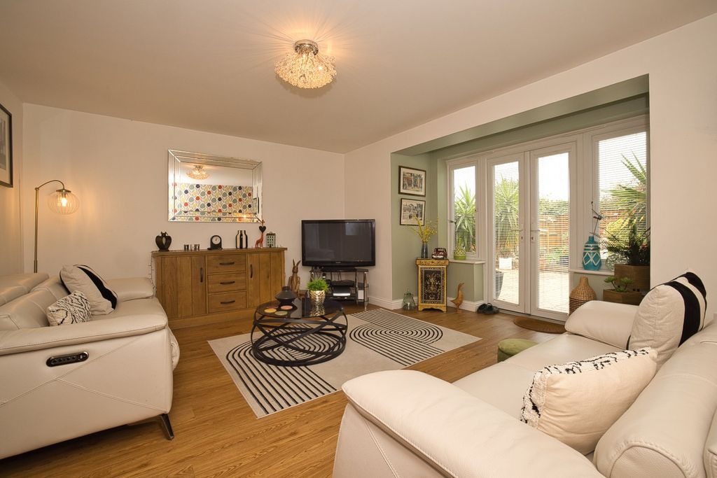 Property photo 2 of 14 Picture 2