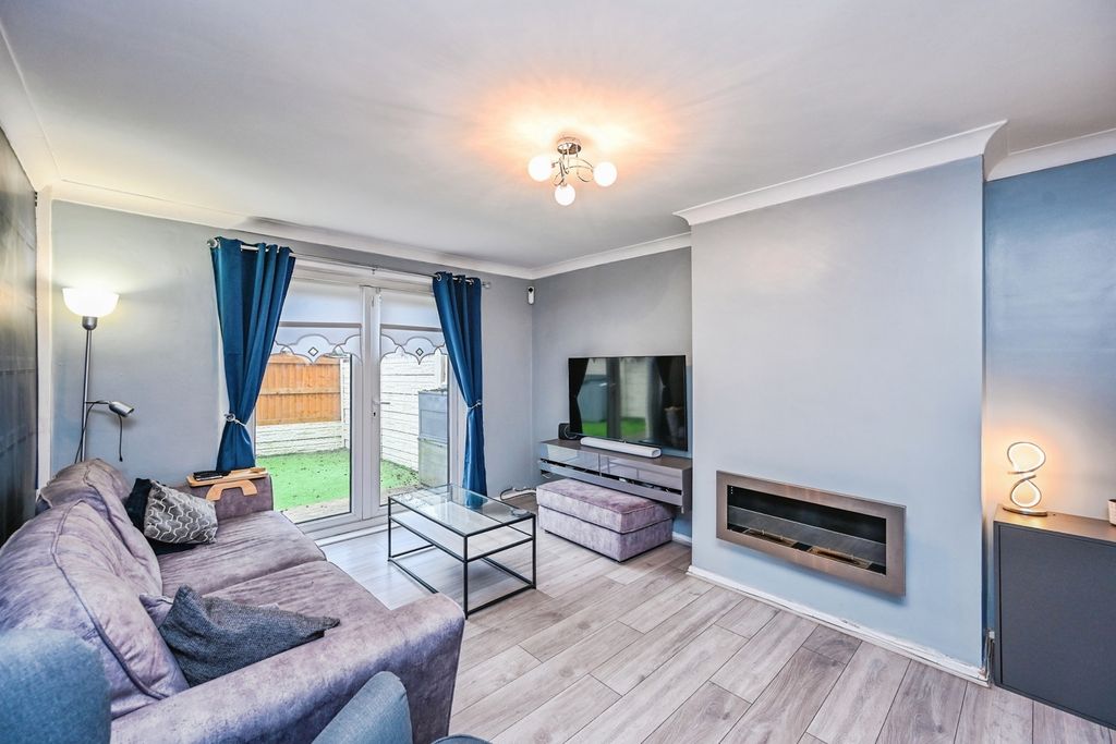 Property photo 2 of 15 Pbox-Img.Jpg