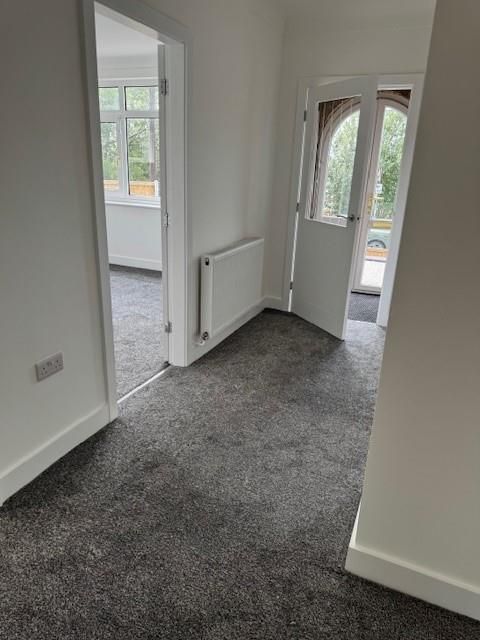Property photo 3 of 12 Hall.Jpg