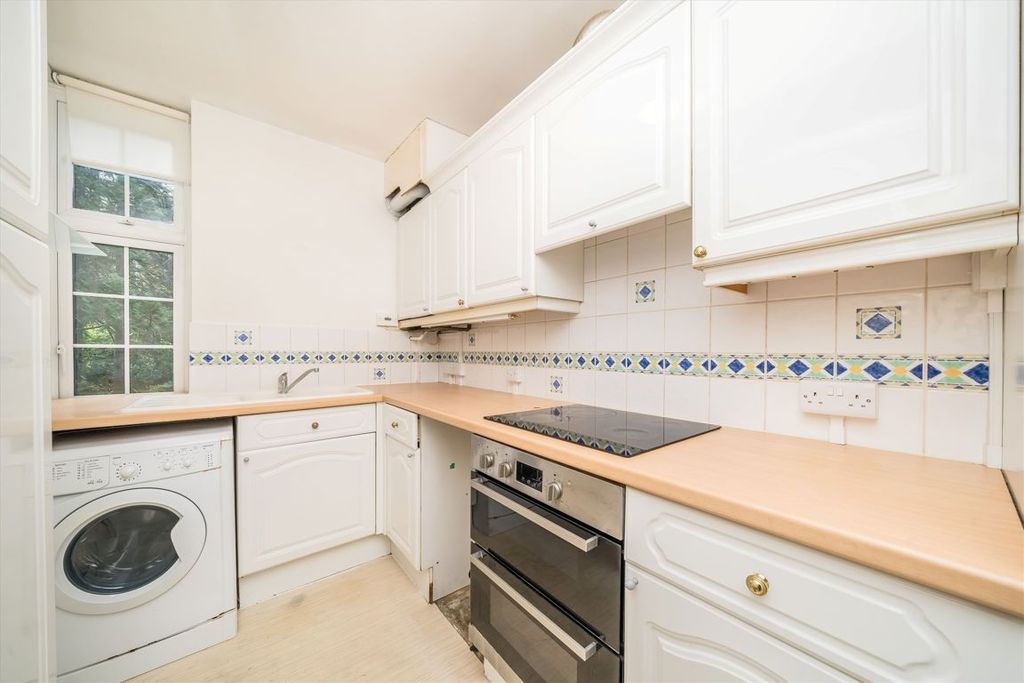 Property photo 3 of 5