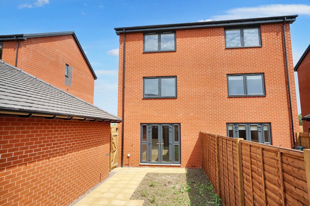 Additional image 19 of 4 bed end terrace house to rentWhite Lias Way, Upper Lighthorne, Leamington Spa, Warwickshire CV33