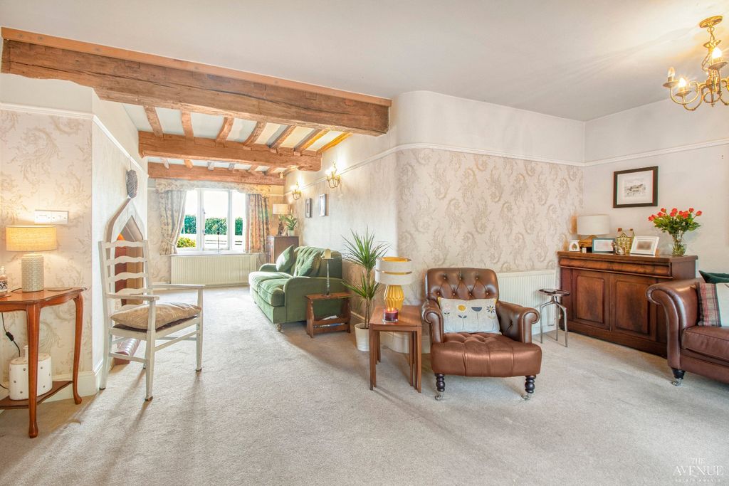 Property photo 2 of 33 4495514