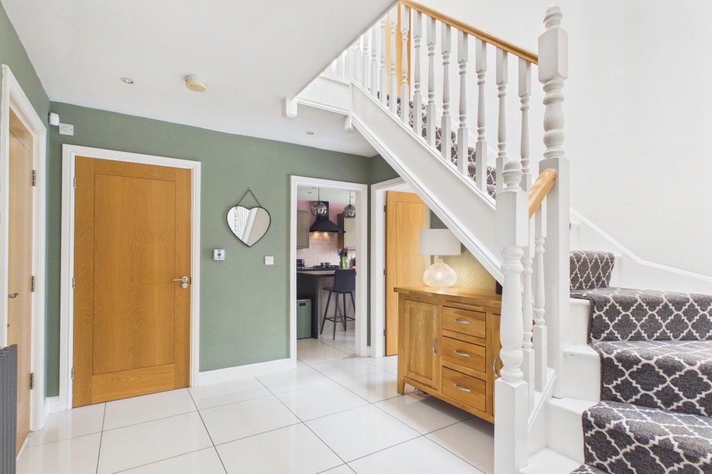 Property photo 2 of 41