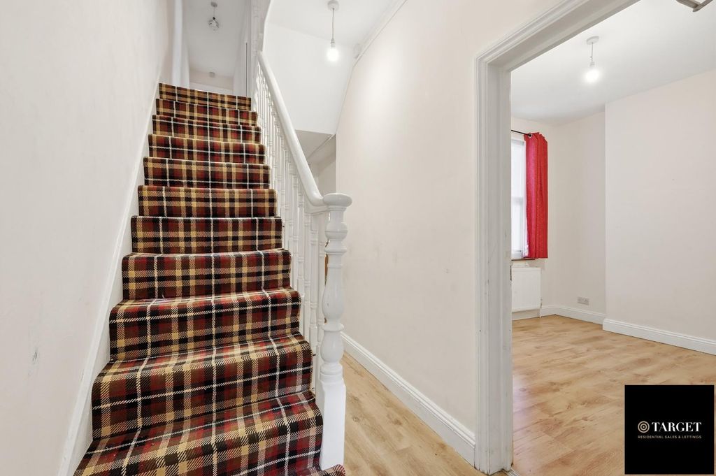 Property photo 2 of 25 Img_1364.Jpg