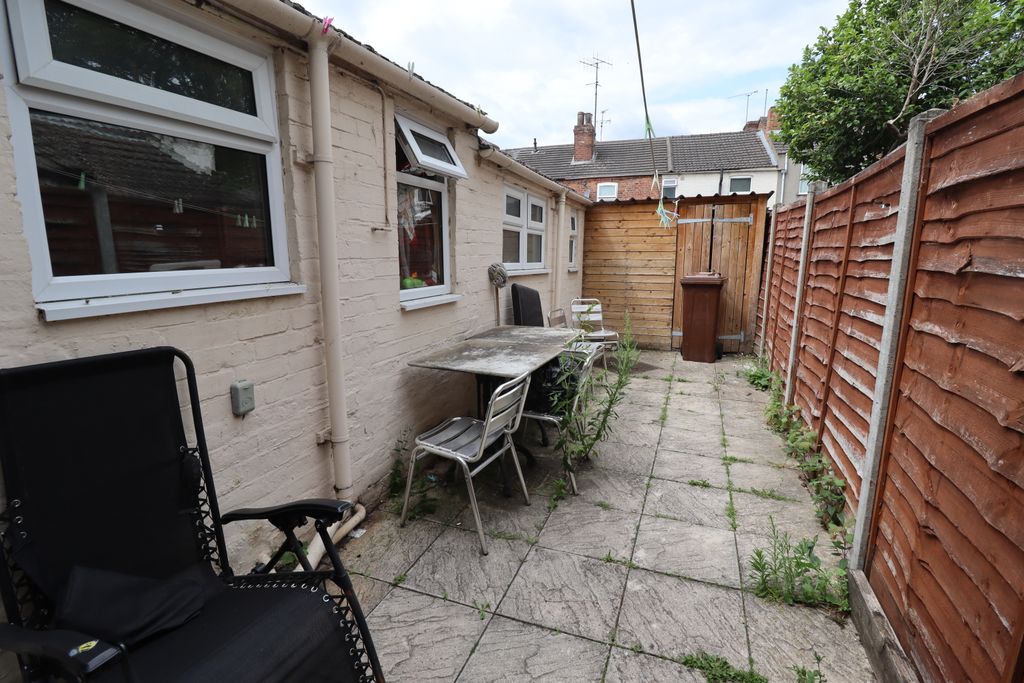 Property photo 2 of 6 Img_6184