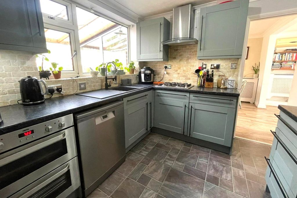 Property photo 3 of 19 Picture No. 01