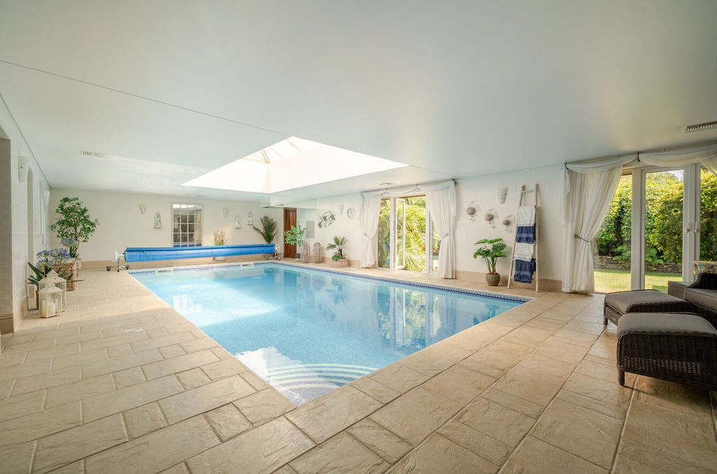 Property photo 2 of 34 1492365-11-6A5E50...
