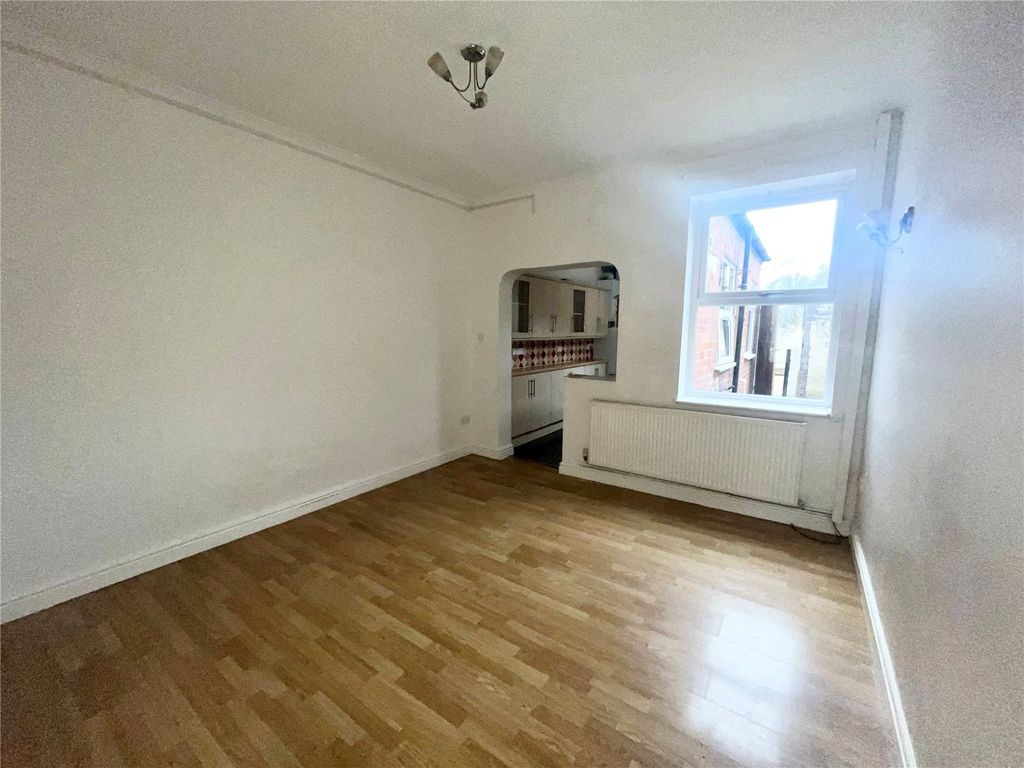 Property photo 3 of 7 Picture No. 08