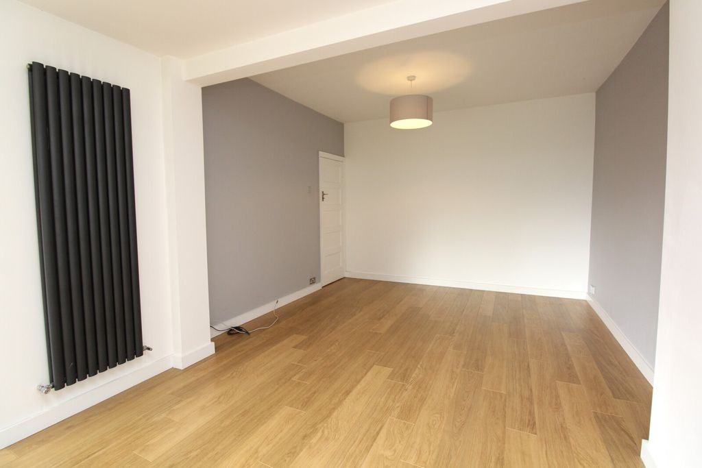 Property photo 3 of 13 Lounge View 2