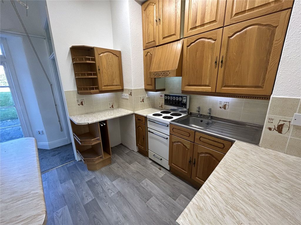 Property photo 3 of 6 Picture No. 04