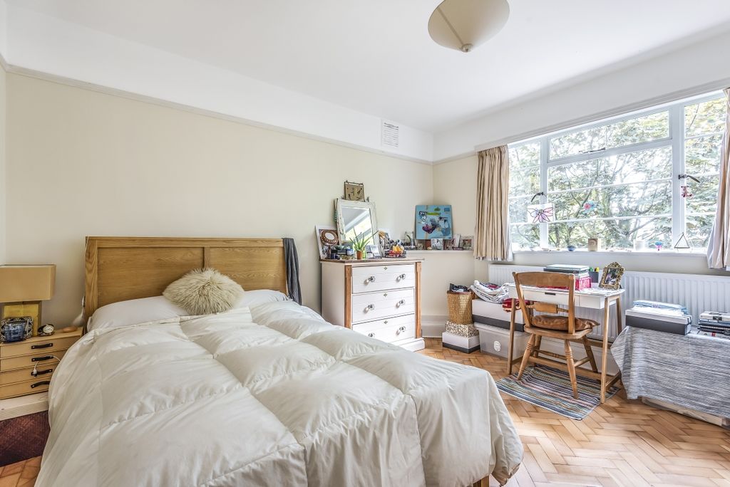 Property photo 3 of 6 499934 (4)