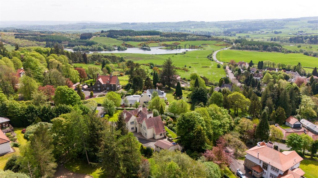 Property photo 2 of 32 Picture No. 44