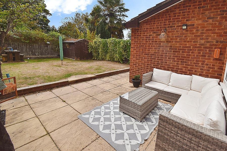 Property photo 2 of 17