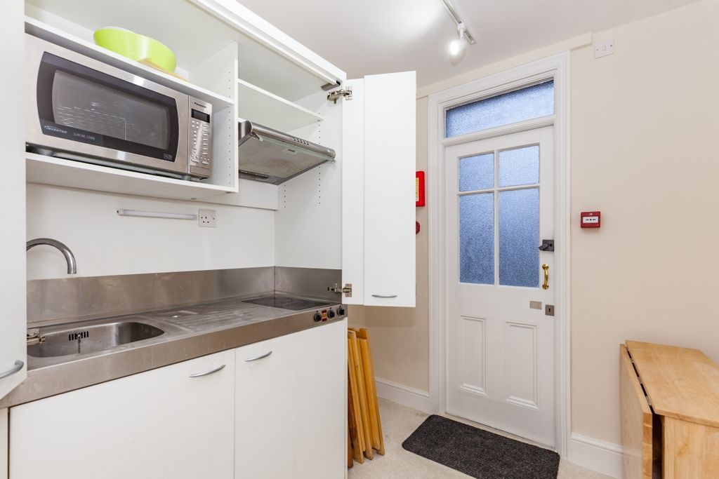 Property photo 3 of 6 82934