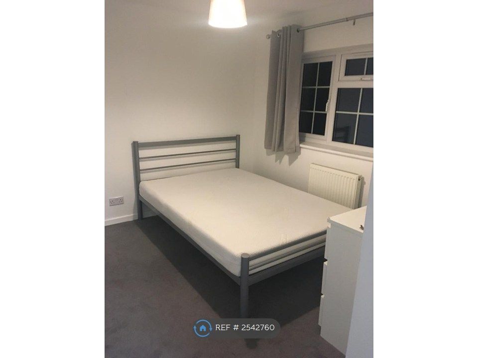Property photo 2 of 3