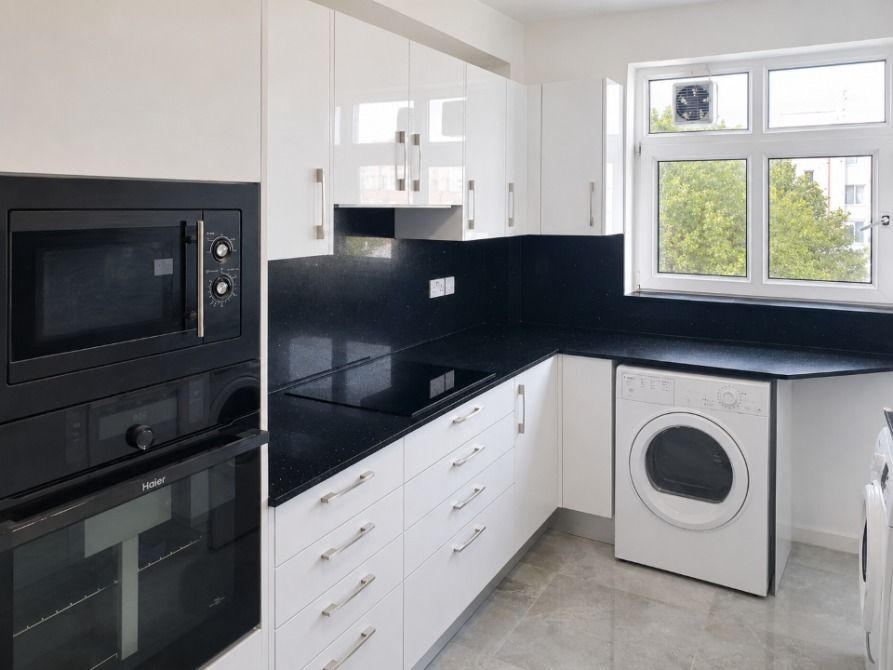 Property photo 1 of 12 1059771