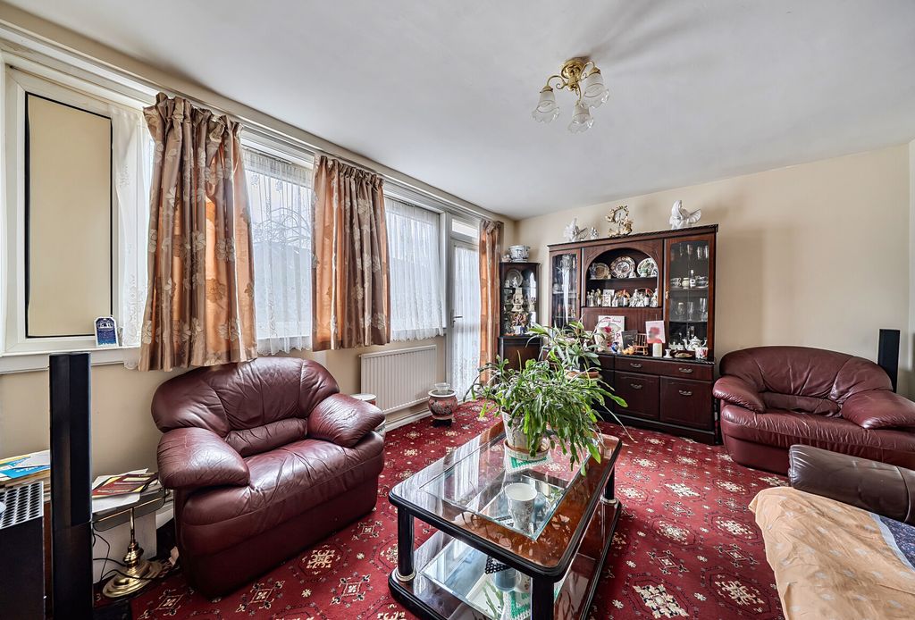 Property photo 2 of 10 1416468-6-699c5E1...