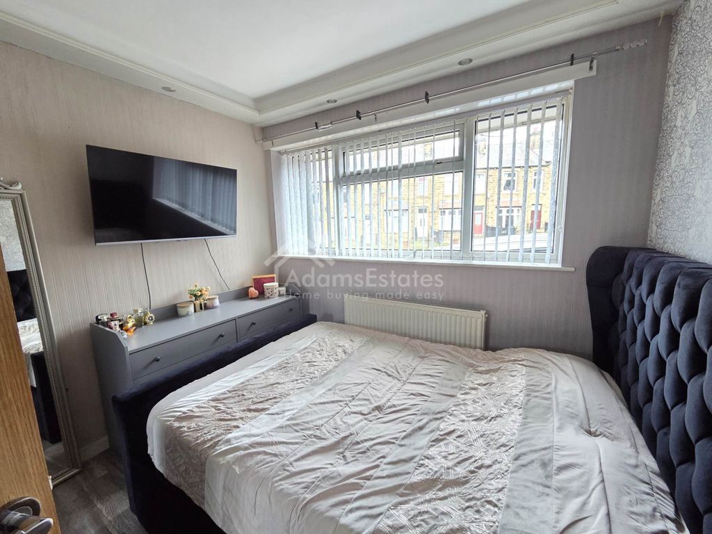 Additional image 6 of 3 bed semi-detached bungalow for saleSlaithwaite Road, Dewsbury WF12