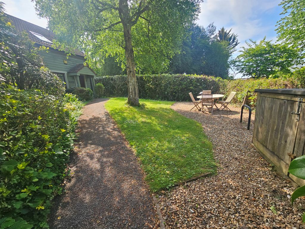 Property photo 3 of 23