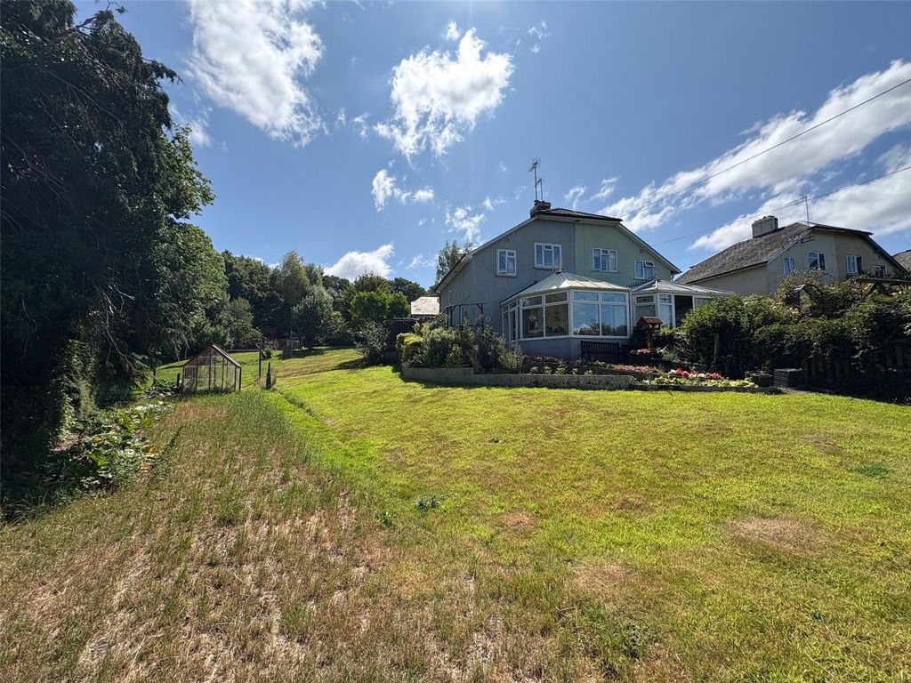 Property photo 1 of 15 Picture No. 11