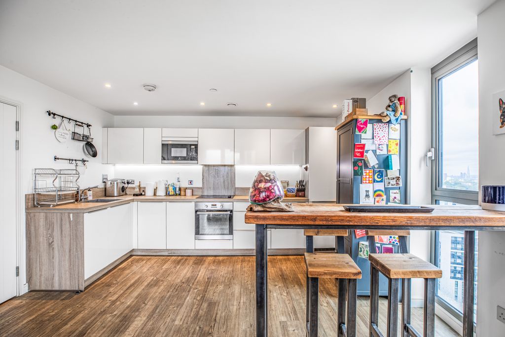 Property photo 3 of 29