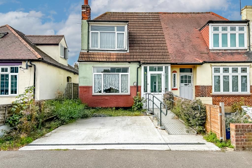 Property photo 1 of 16 Front