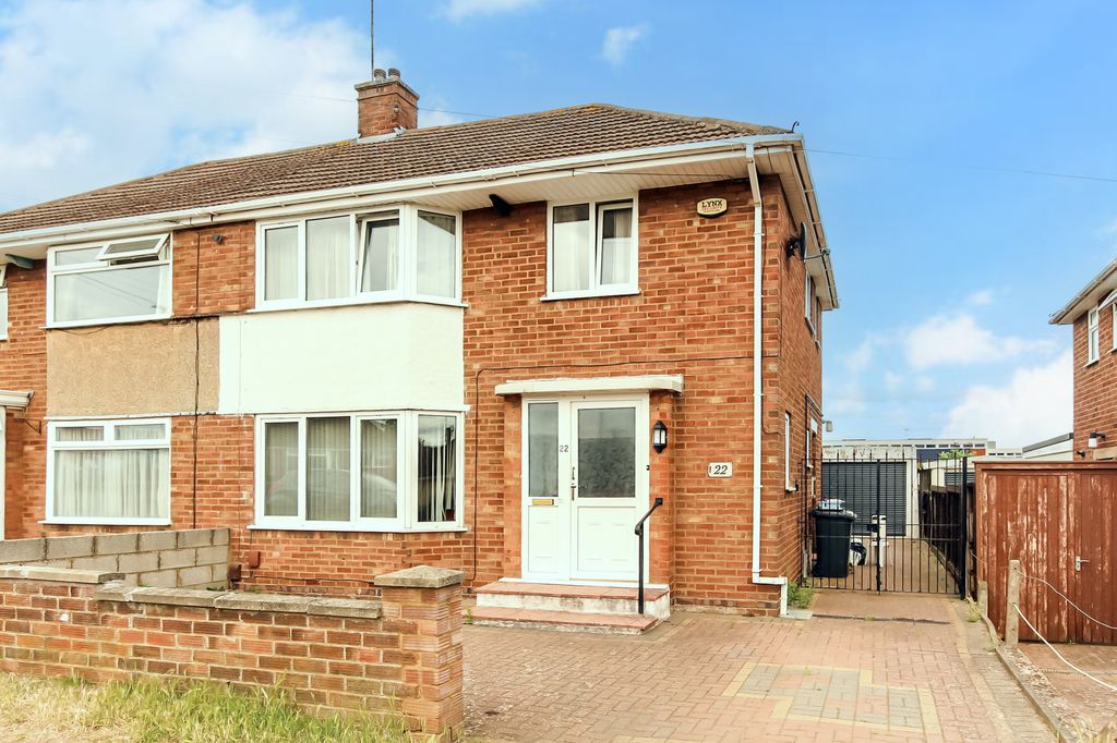 Property photo 1 of 8 Front