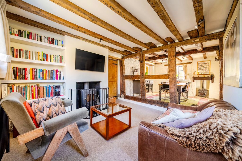 Property photo 3 of 17 1430355-21-69ba7B...