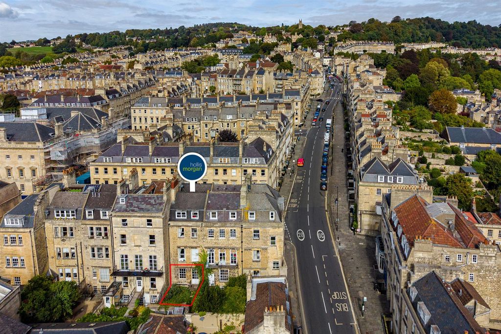 Property photo 1 of 29 Garden Flat, 3 Alfred Street, Walcot, Bath BA1 2Qu