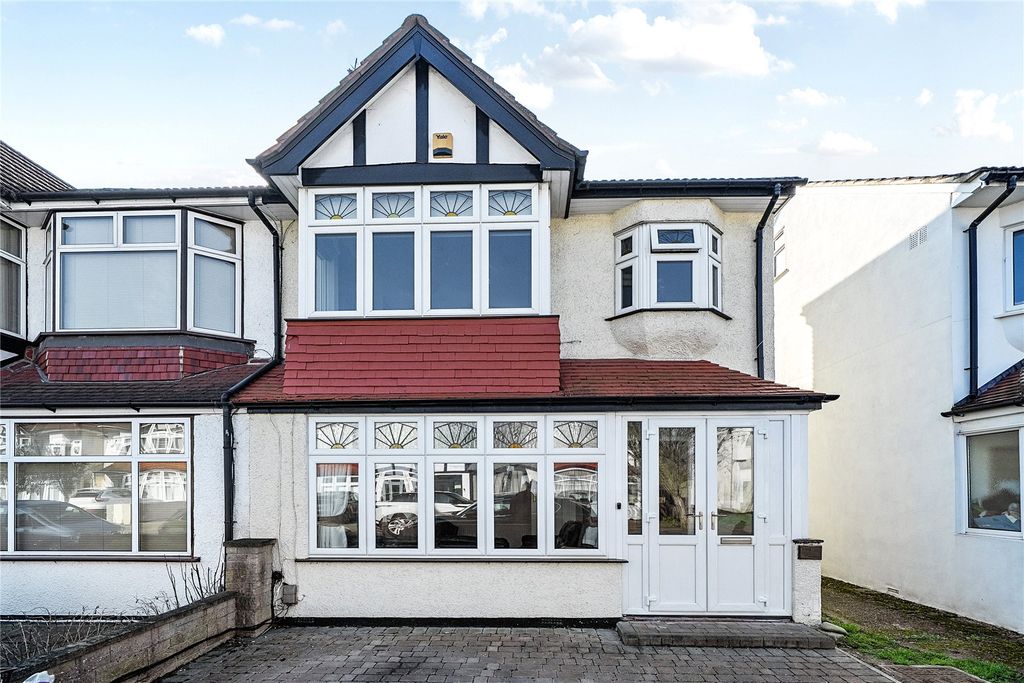 Property photo 1 of 25 Picture No. 23